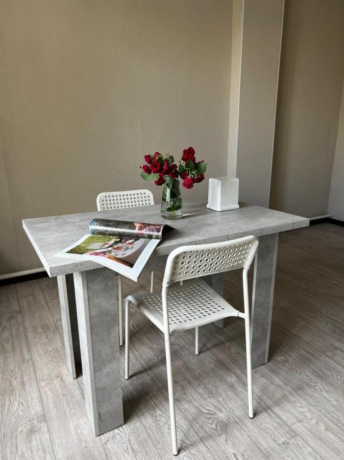 Meiman House Close To Asia Mall บิชเคก ภายนอก รูปภาพ